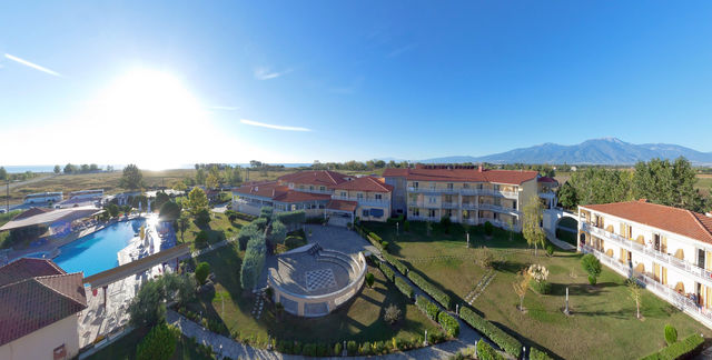 Grand Platon Hotel